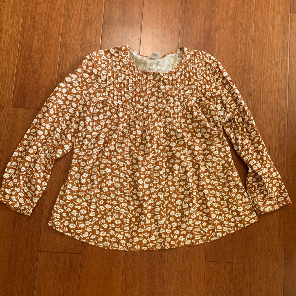 Old Navy floral blouse